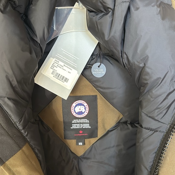 Canada Goose NWT Men’s Langford Heritage Parka Size M In Military Green w Fur - Picture 5 of 11